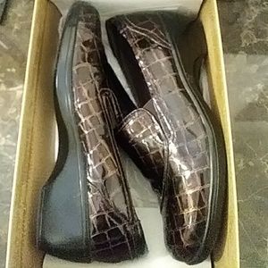 Clarks Women's size 7